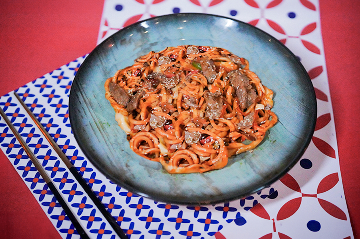 Dana Etli Udon Kavurması